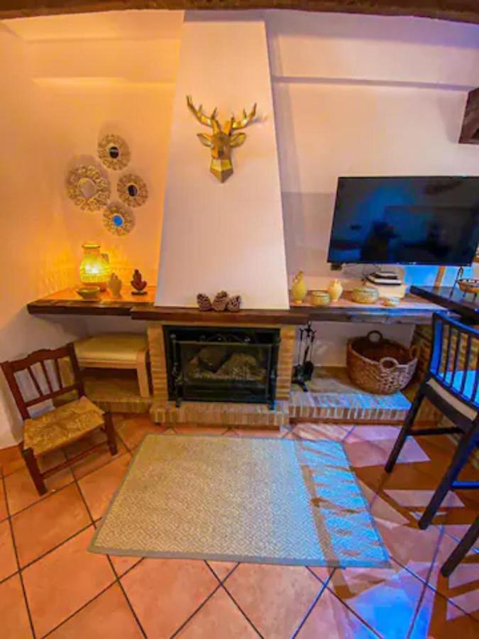 Grazalema - Casita La Calma - Incredible Views, Clima Frio-Calor, Wifi & Private Parking Optional Villa Dış mekan fotoğraf